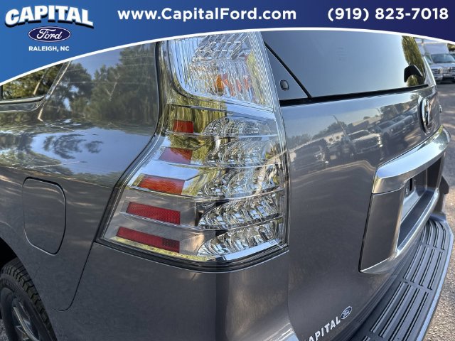Used 2023 Lexus GX 460 Premium AWD/4WD image 15
