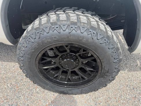 Used 2018 RAM 3500 Laramie w/ Snow Chief Group AWD/4WD image 8