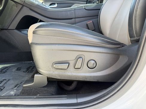 Used 2022 Hyundai Santa Fe SEL w/ Convenience + Premium Package image 9