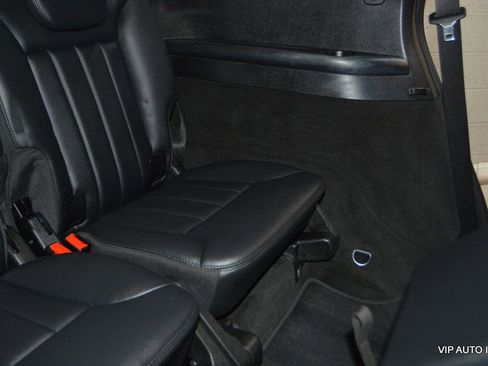 Used 2009 Mercedes-Benz R 320 BlueTEC 4MATIC image 32