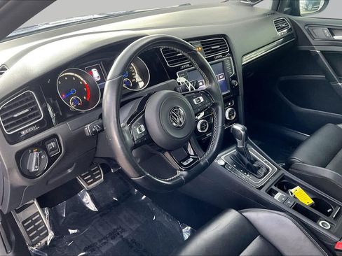 Used 2017 Volkswagen Golf R 4-Door AWD/4WD image 18