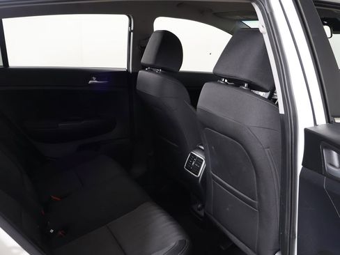 Used 2022 Kia Sportage LX FWD image 24