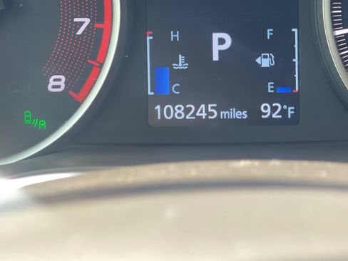 Used 2018 Mitsubishi Eclipse Cross SEL AWD/4WD image 29
