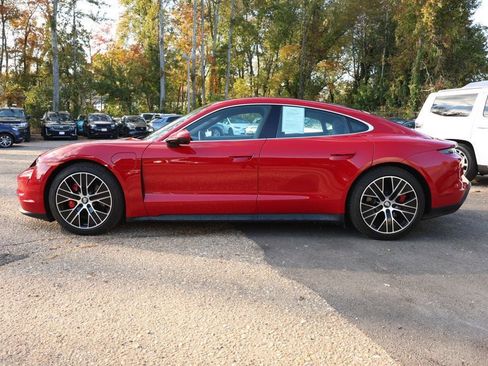 Used 2024 Porsche Taycan 4S image 2