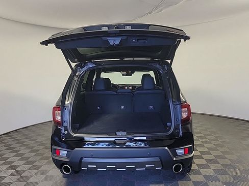 Certified 2024 Honda Passport TrailSport image 6