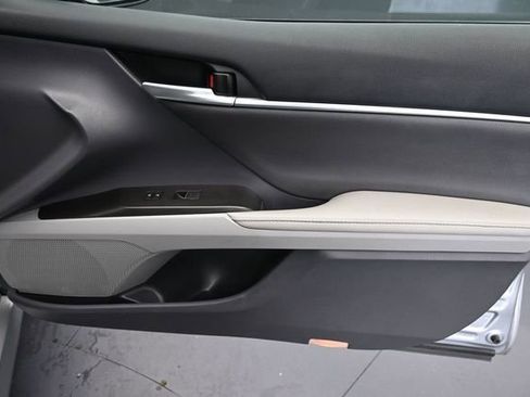 Used 2024 Toyota Camry XLE FWD image 35