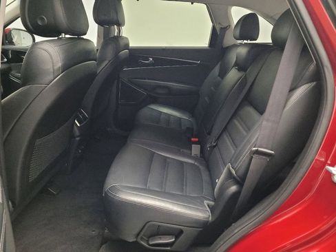 Used 2016 Kia Sorento SX image 18
