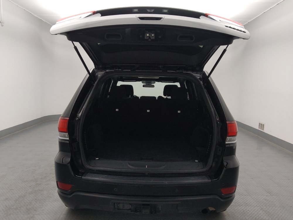 Used 2021 Jeep Grand Cherokee Laredo RWD image 29