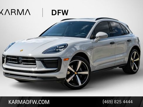 Used 2024 Porsche Macan AWD/4WD image 1
