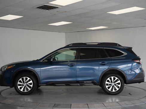 Used 2020 Subaru Outback Premium AWD/4WD image 4