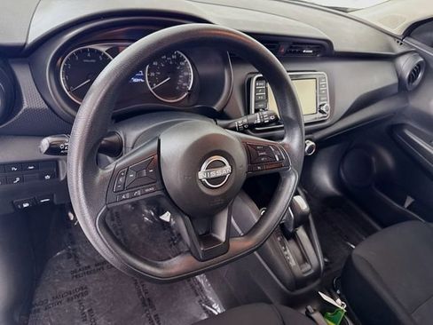 Used 2023 Nissan Kicks S image 9