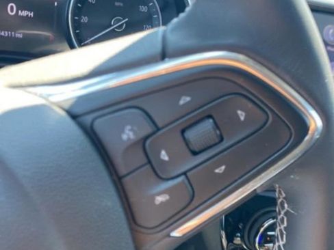 Used 2023 Buick Encore GX Select w/ Sport Touring Package image 24