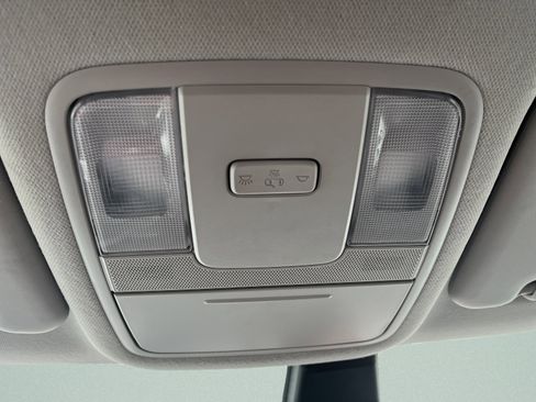 Used 2025 Kia Soul LX FWD image 20