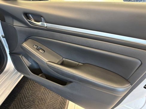 Certified 2022 Nissan Altima 2.5 SV image 23