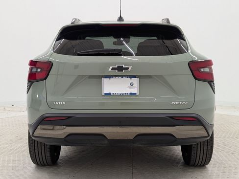 Used 2024 Chevrolet Trax ACTIV w/ Sunroof Package image 10