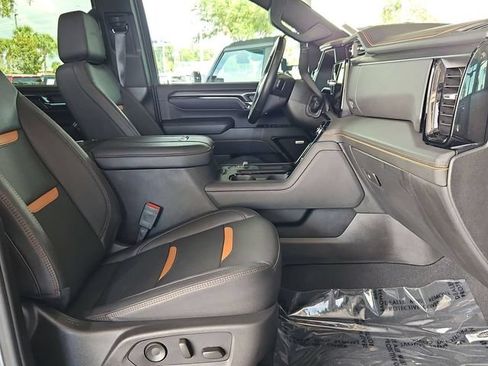 Certified 2024 GMC Sierra 2500 AT4 w/ AT4 Premium Plus Package AWD/4WD image 28