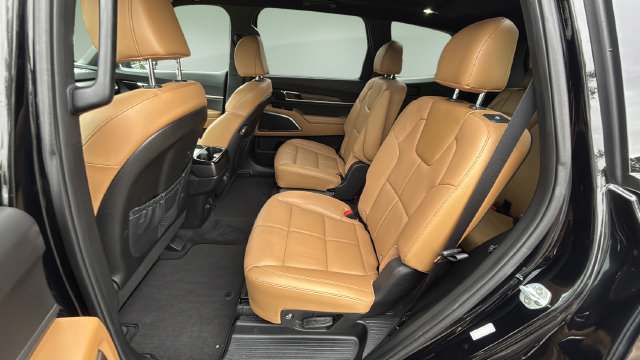Used 2022 Kia Telluride SX w/ Nightfall Edition Package AWD/4WD image 20