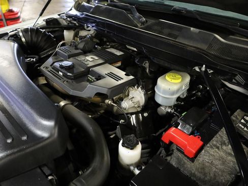 Used 2019 RAM 2500 Limited image 31