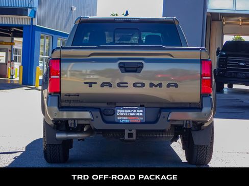 Used 2024 Toyota Tacoma TRD Off-Road image 7