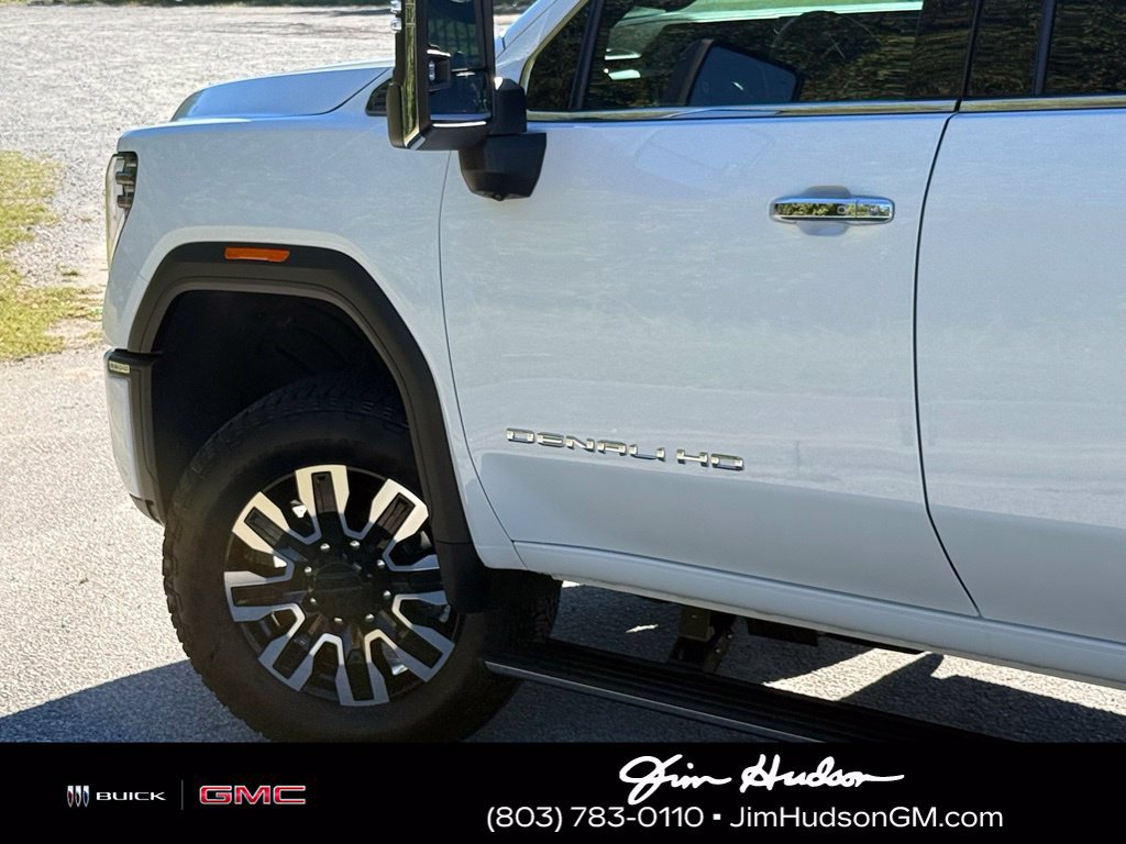 Certified 2026 GMC Sierra 2500 Denali Ultimate AWD/4WD image 10