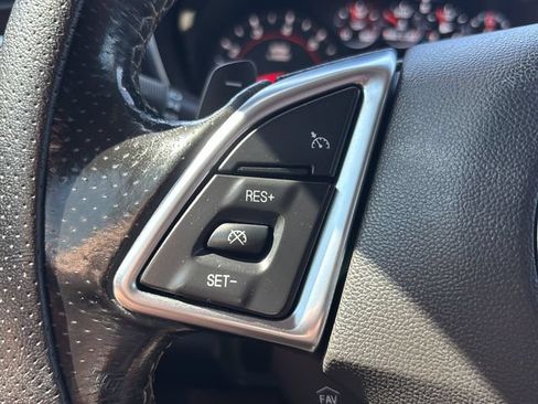 Used 2018 Chevrolet Camaro SS RWD image 13