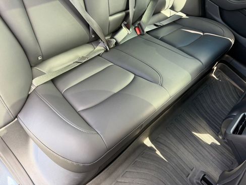 Used 2023 Tesla Model 3 Standard Range image 40