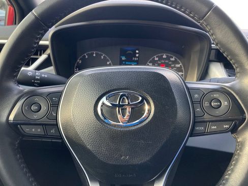 Used 2025 Toyota Corolla SE FWD image 18