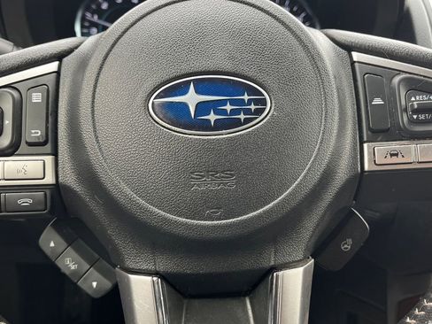 Used 2018 Subaru Forester 2.5i Touring w/ Popular Package #3B AWD/4WD image 15
