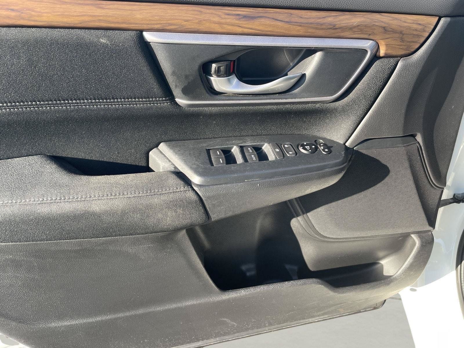 Used 2017 Honda CR-V EX image 25