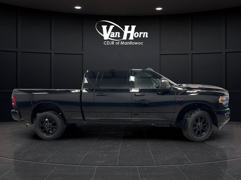 Used 2024 RAM 2500 Laramie w/ Night Edition AWD/4WD image 8