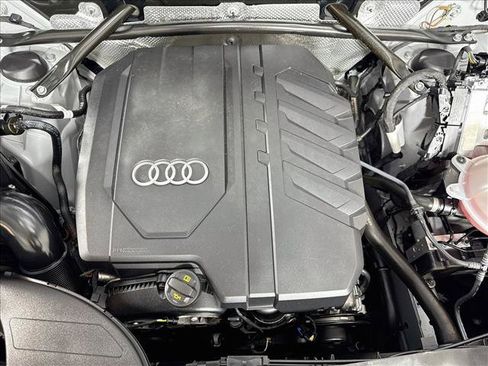 Used 2022 Audi Q5 2.0T Premium Plus w/ Premium Plus Package AWD/4WD image 29
