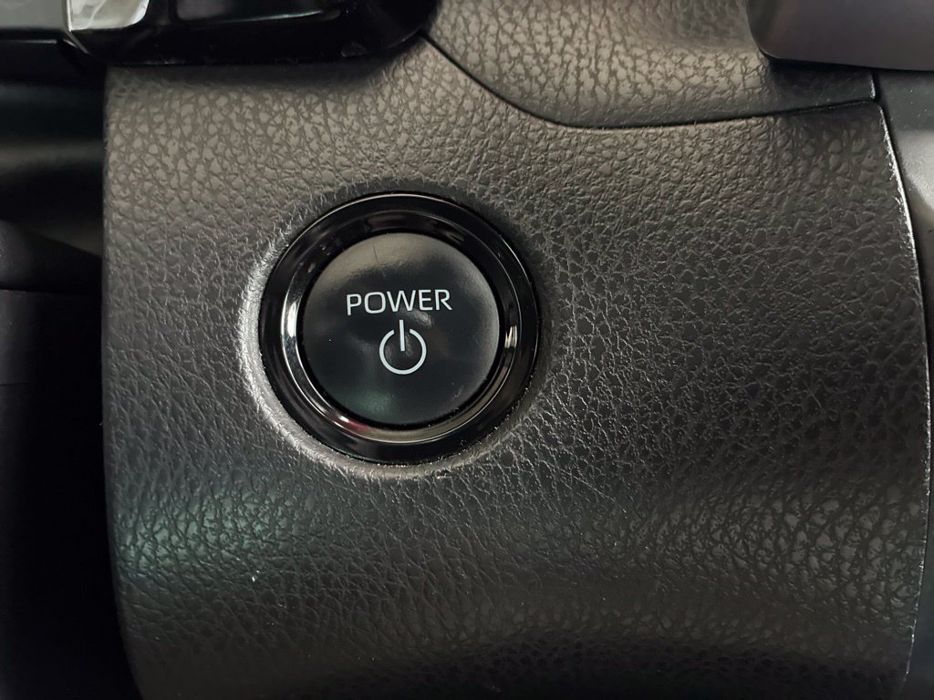Used 2025 Toyota Camry SE FWD image 33