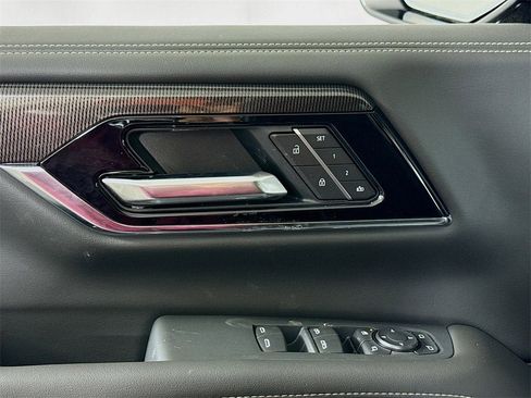 New 2026 GMC Yukon XL Elevation w/ Elevation Premium Package image 13