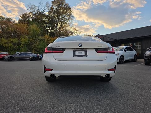 Used 2019 BMW 330i xDrive Sedan w/ Driving Assistance Package image 14