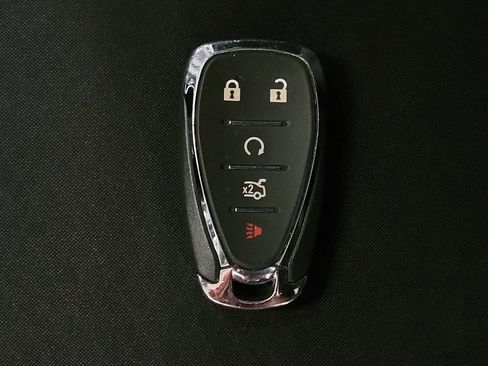 Used 2025 Chevrolet Malibu LT image 32