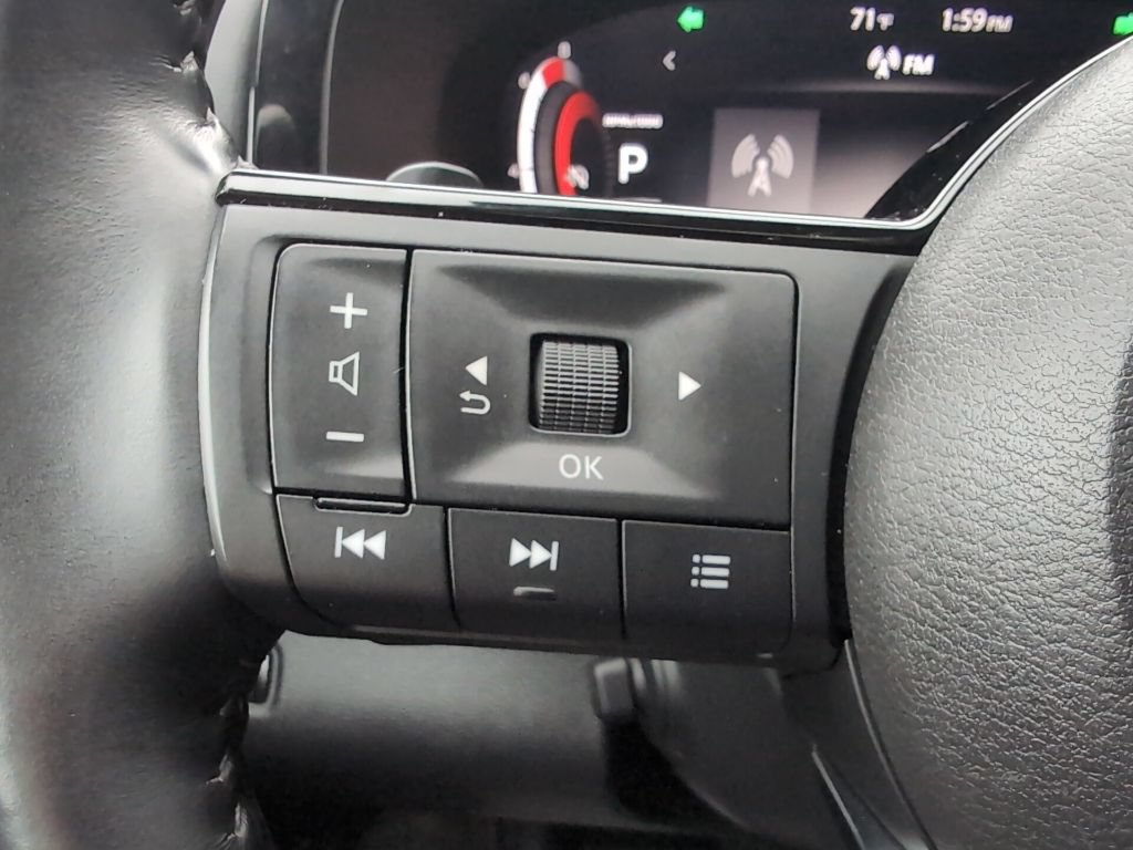 Used 2023 Nissan Pathfinder Platinum AWD/4WD image 19