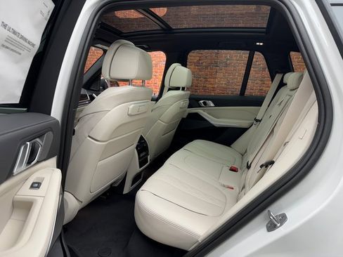 Used 2026 BMW X5 xDrive40i image 23