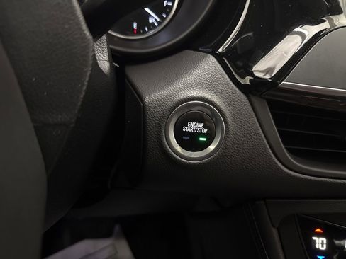 Used 2020 Buick Envision Premium AWD/4WD image 37