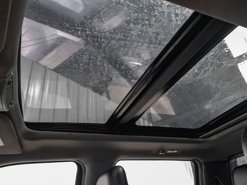 Used 2017 Ford F350 Lariat w/ Lariat Ultimate Package image 22