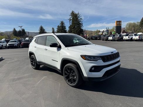 New 2026 Jeep Compass Latitude AWD/4WD image 2