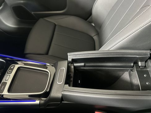 New 2025 Mercedes-Benz GLA 250 4MATIC image 21