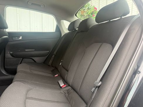 Used 2016 Kia Optima LX FWD image 18