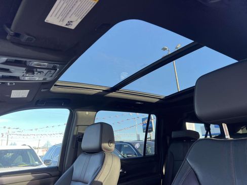 Certified 2024 Chevrolet Suburban RST w/ Luxury Package image 12