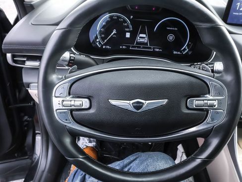 Used 2023 Genesis GV80 2.5T w/ Prestige Package image 17