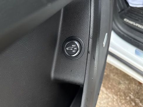 Certified 2024 Chevrolet Traverse High Country image 17