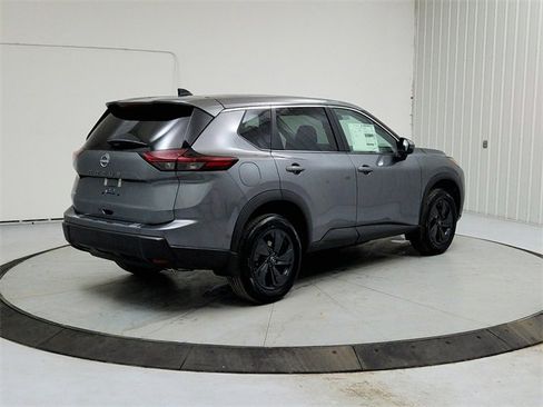 New 2026 Nissan Rogue SV w/ Cold Weather Package image 7
