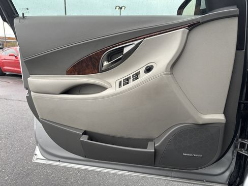Used 2013 Buick LaCrosse Touring image 11