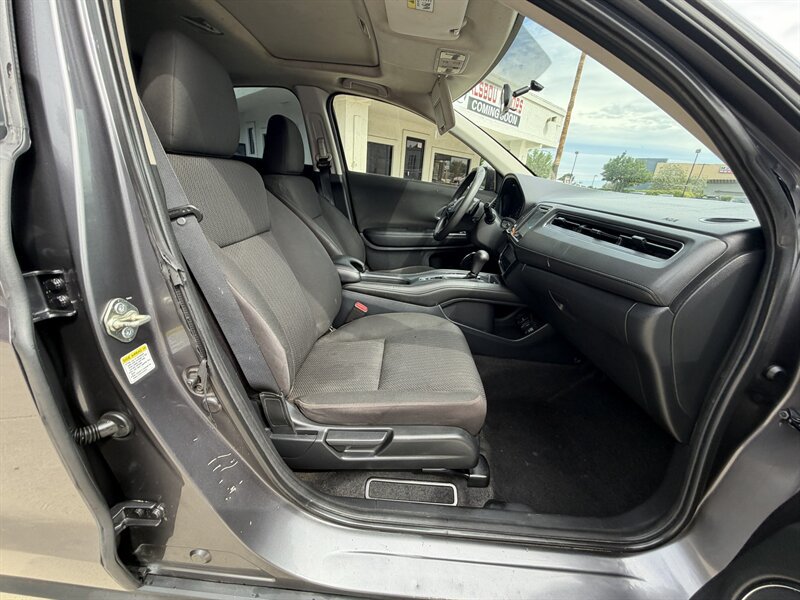 Used 2016 Honda HR-V EX image 14