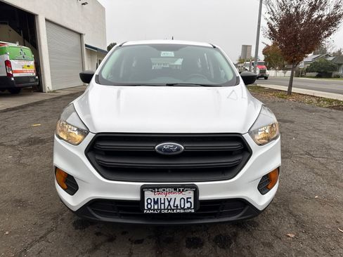Used 2019 Ford Escape S image 8
