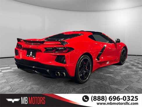 Used 2021 Chevrolet Corvette Stingray Preferred Cpe w/ 2LT image 3